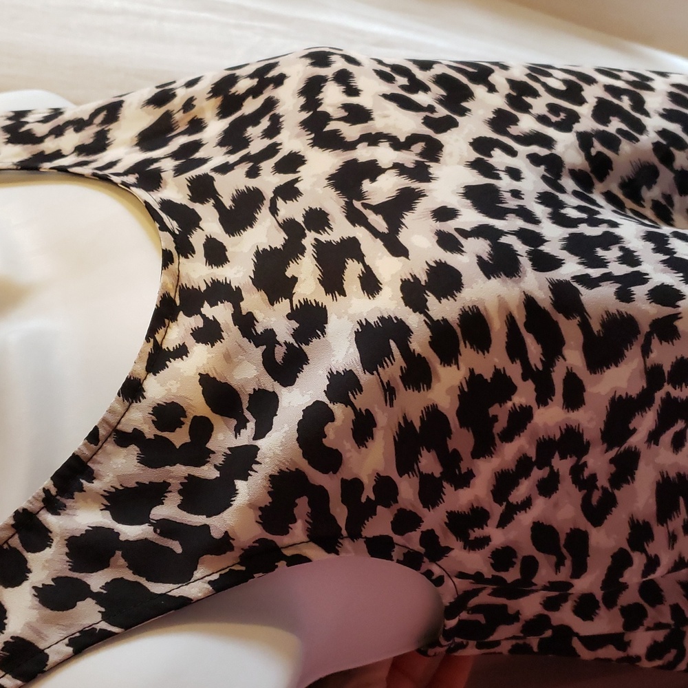 Tribal Jeans Animal Print Sleeveless Blouse Size S